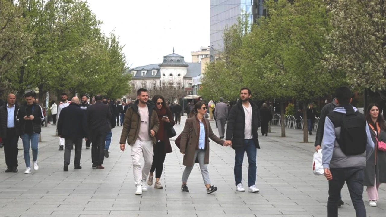 Avrupa'da Yaşam Süresi Farkı: Zirvede 8 Yıl, Dipte Hayat Mücadelesi!