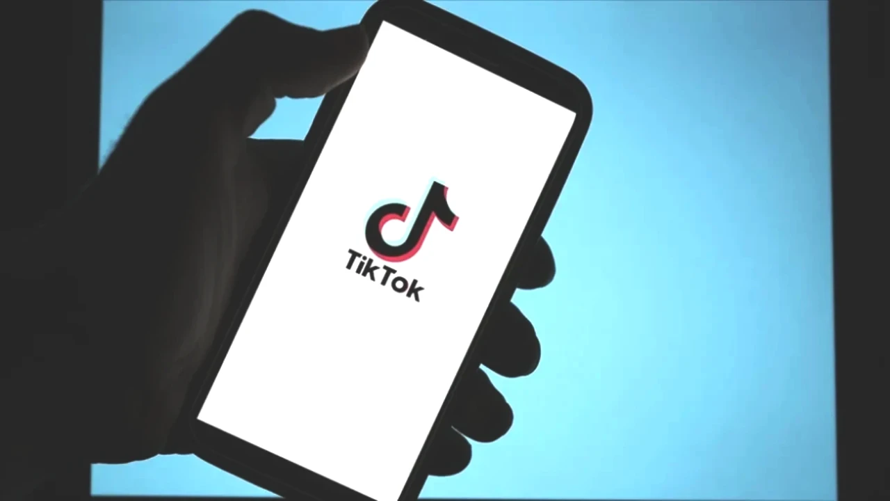 TikTok Krizinde Son Gelişmeler: Yasak Ya da Devretme Tehlikesi!