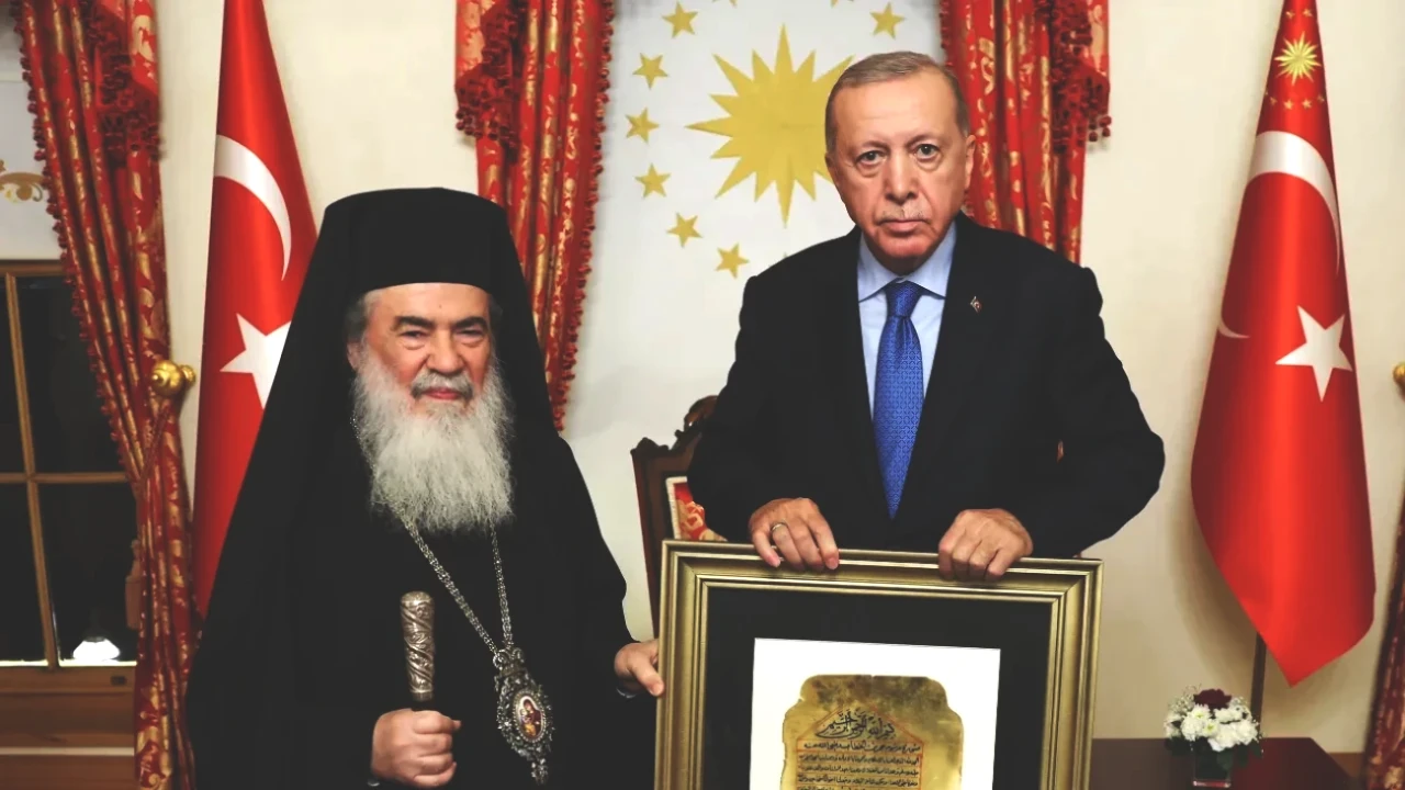 Kudüs Rum Ortodoks Patriği'nden Erdoğan'a Özel Hediye: Detaylar Ortaya Çıktı!