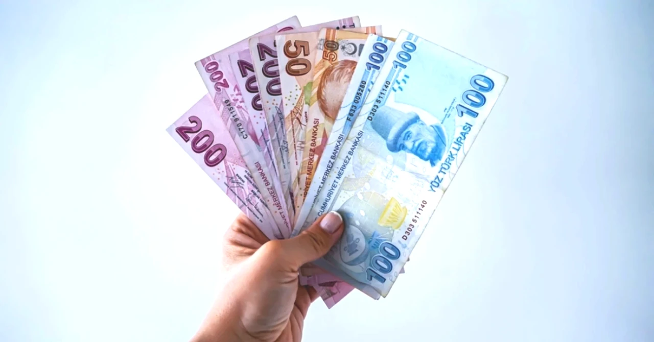 İBB Genç Üniversitelilere Destek Oluyor! Burs Başvuru Tarihleri ve Şartları Açıklandı