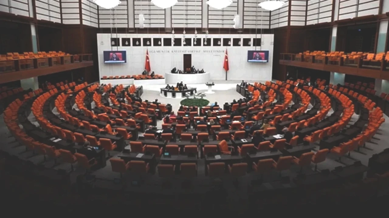 Meclis Ne Zaman Açılacak? TBMM 2025 Yasama Yılı Başlangıcı Tarihleri Belli Oldu!