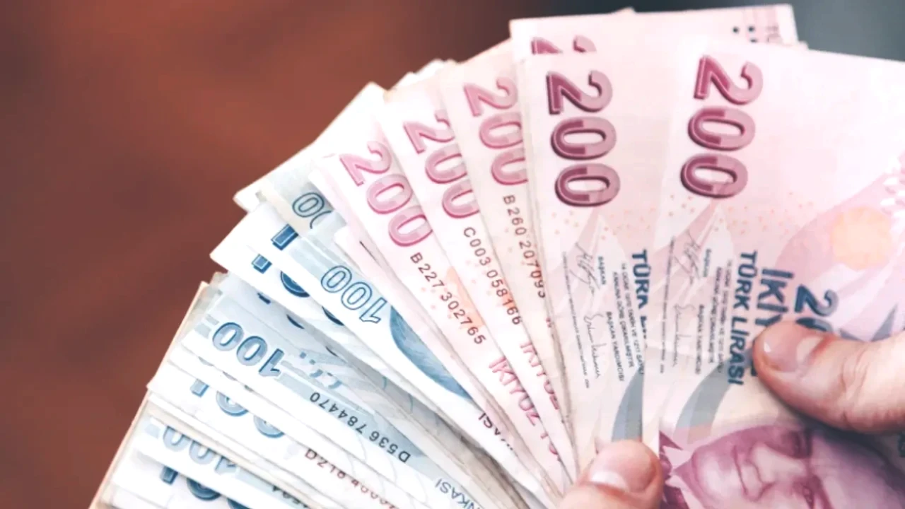 Eylül'de Tüketici Güveni Düşüşe Geçti! TÜİK'in Son Verileri İşte Burada!